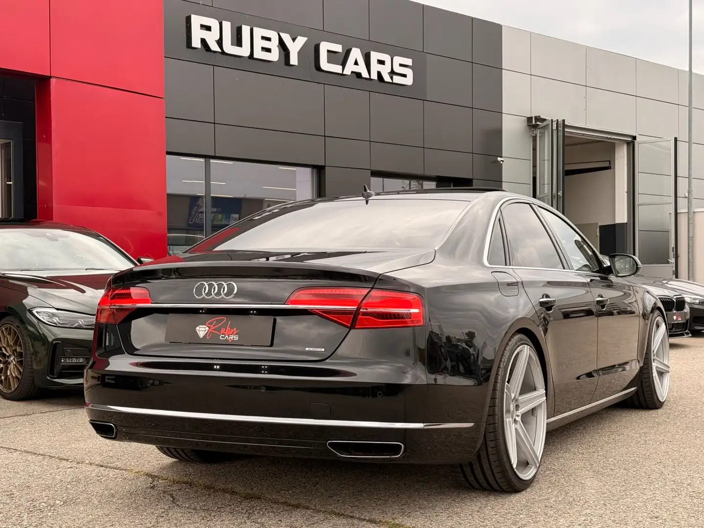 Audi A8 4.2 TDI clean diesel quattro Schwarz - 2