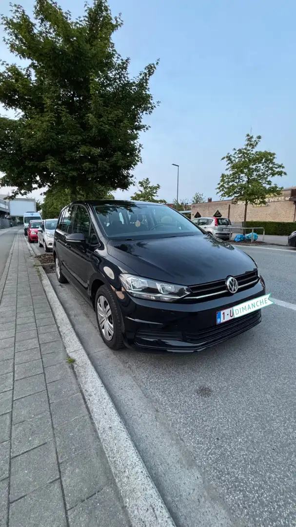 Volkswagen Touran 1.6 TDi SCR Highline - 1