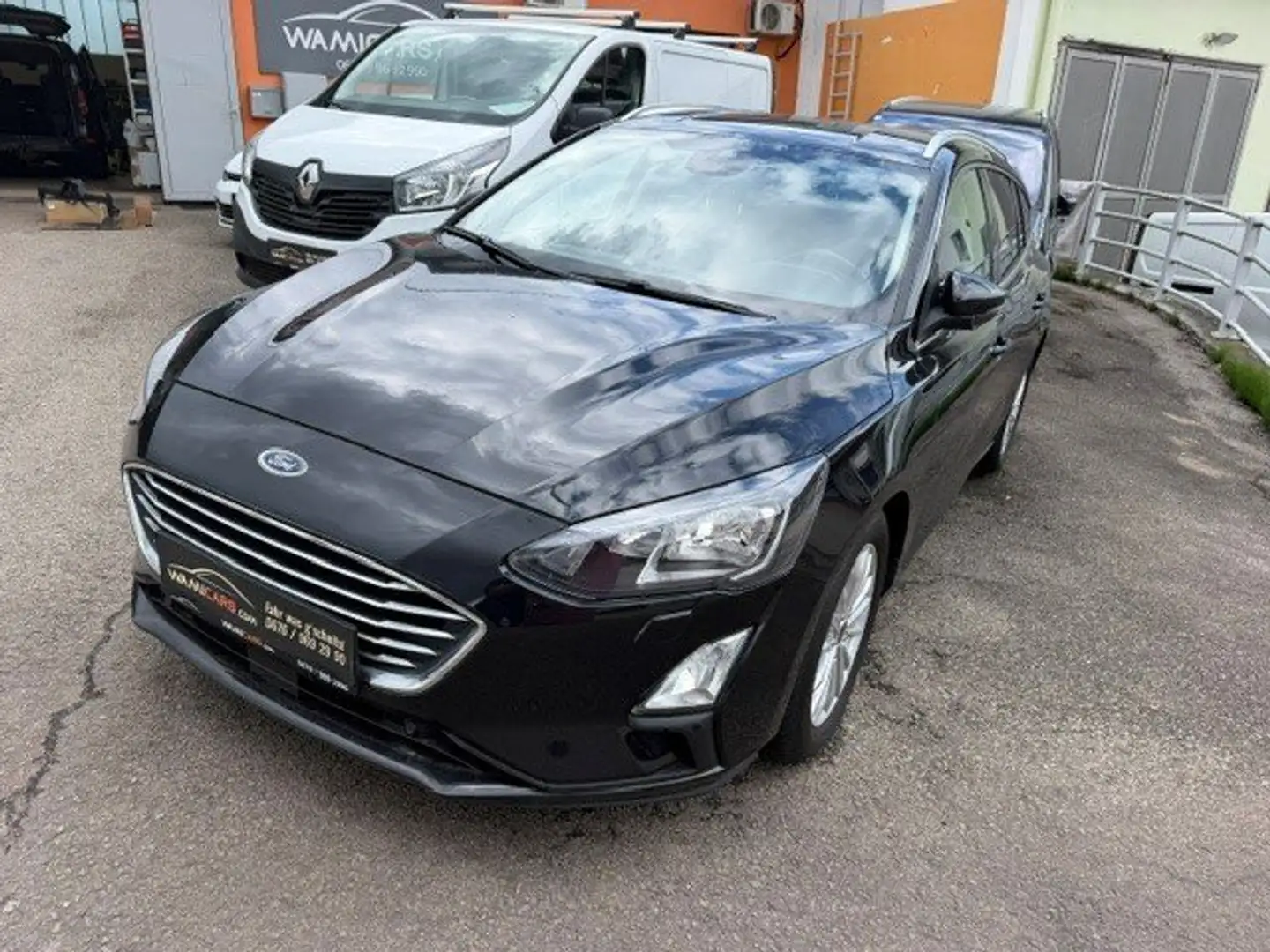 Ford Focus Titanium Aut. Schwarz - 1