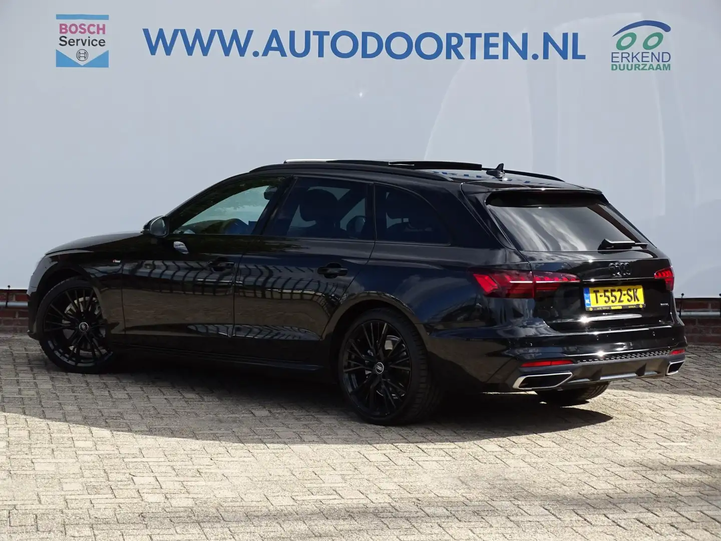 Audi A4 Avant 40 TFSI quattro S edition Competition|Leder| Zwart - 2