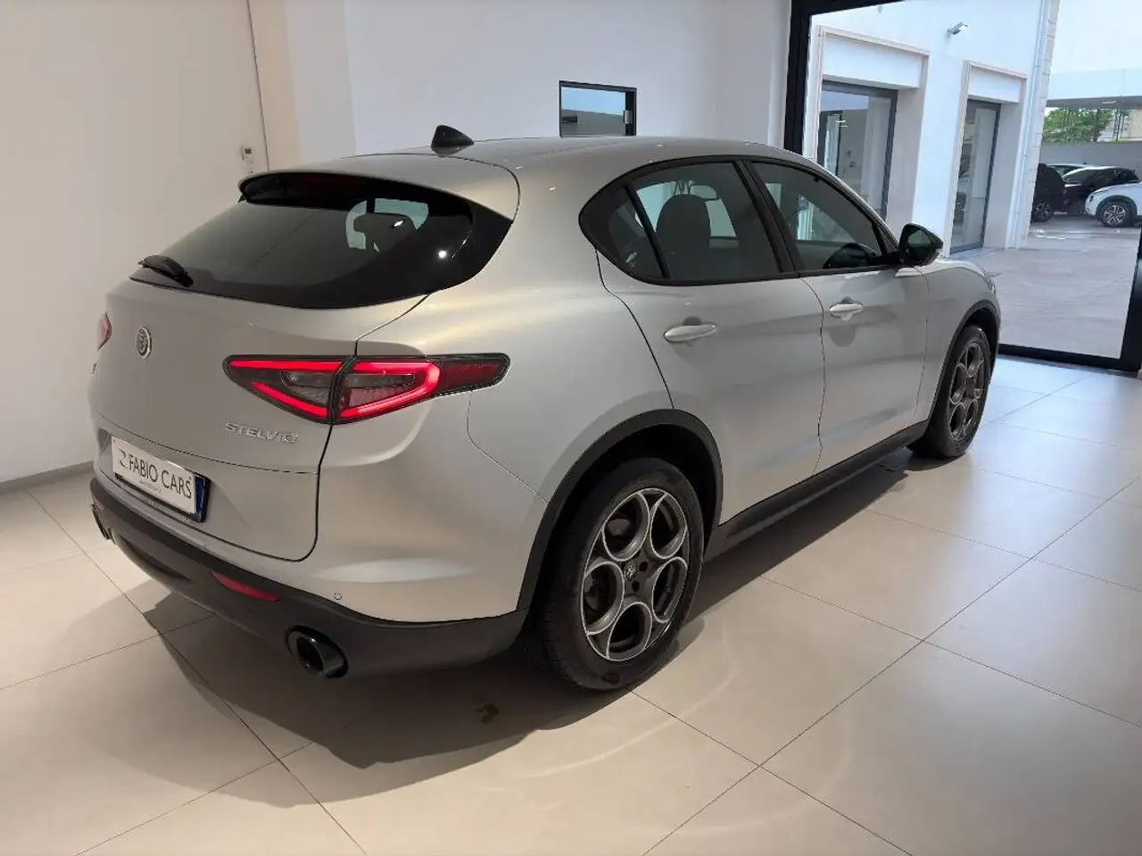Alfa Romeo Stelvio 2024