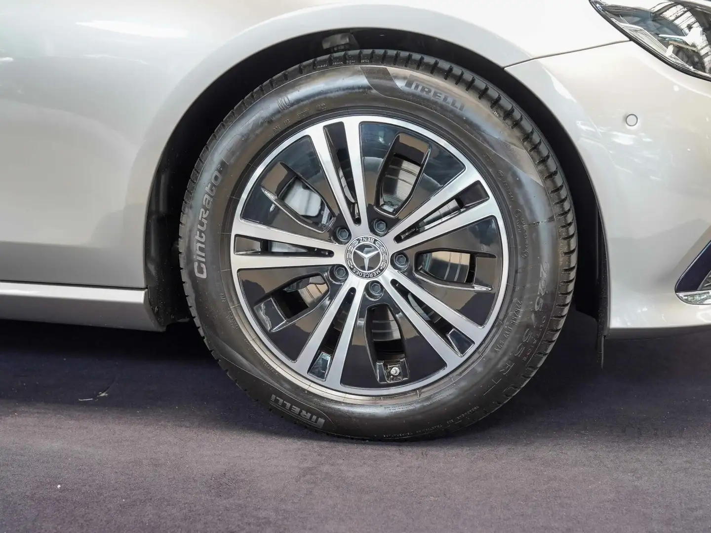 Mercedes-Benz E 200 E 200 T AVANTGARDE mojave Totwinkel DAB CarPlay Silber - 2