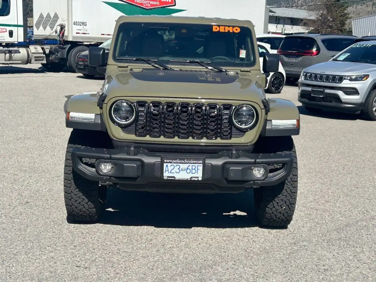 Jeep Wrangler снимка Jeep Wrangler