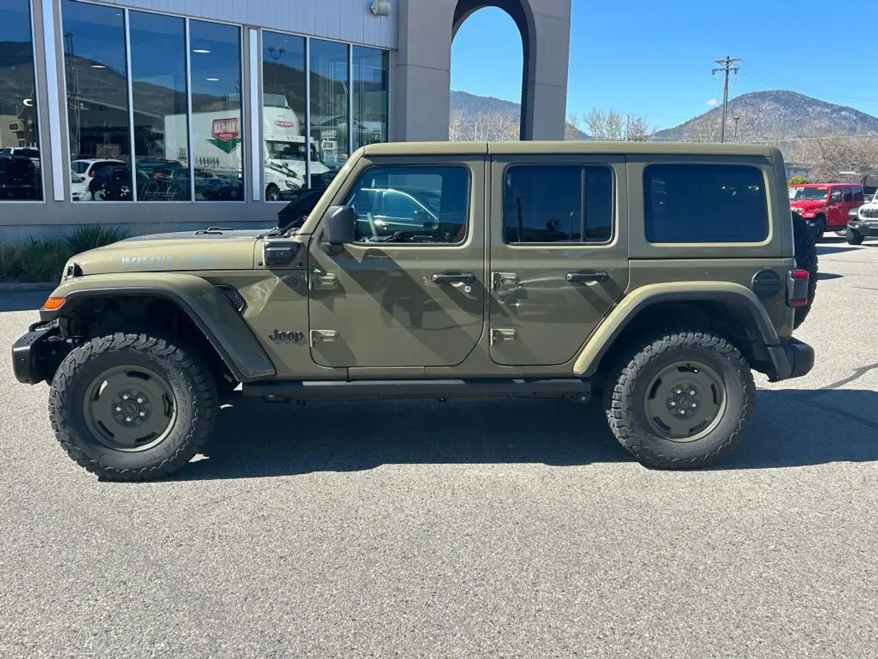 Jeep Wrangler снимка Jeep Wrangler