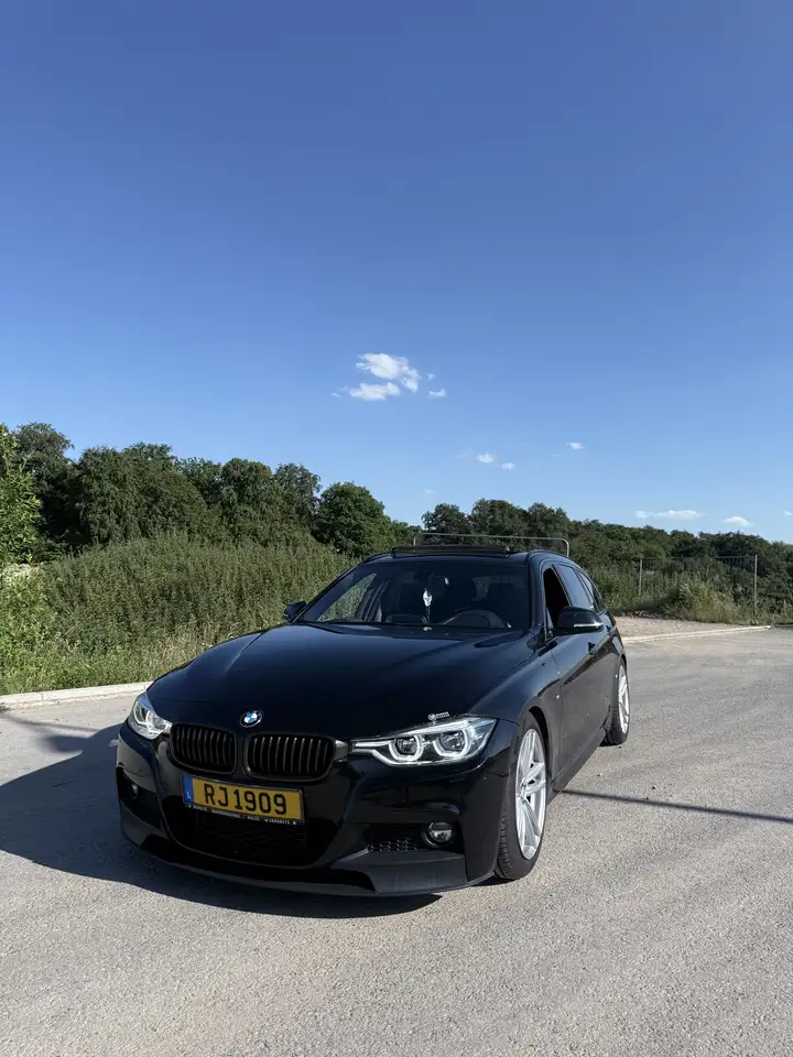 BMW 330