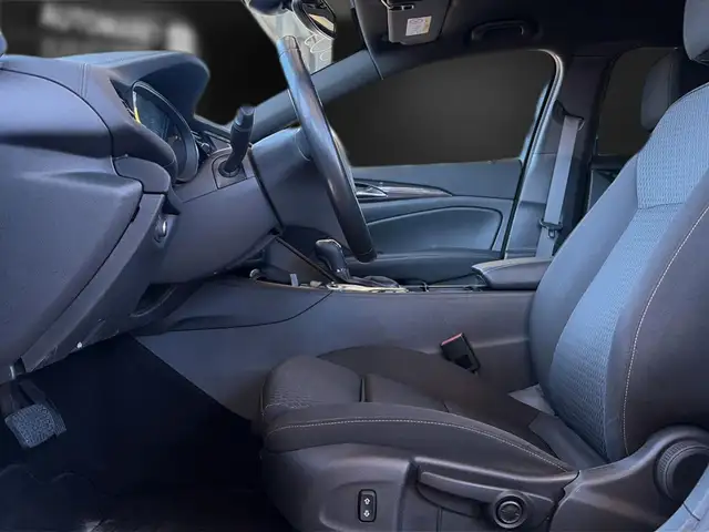 Opel Insignia view 14
