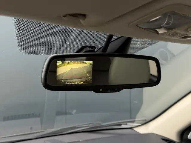 Mitsubishi Outlander view 28