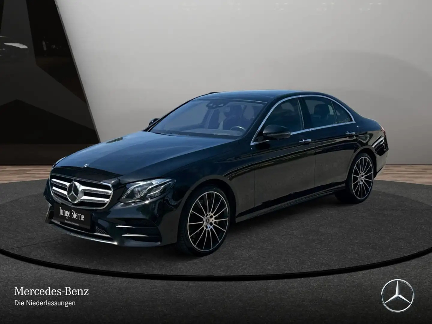 Mercedes-Benz E 400 d 4M AMG+PANO+360+AHK+MULTIBEAM+STHZG+20"+9G Schwarz - 2