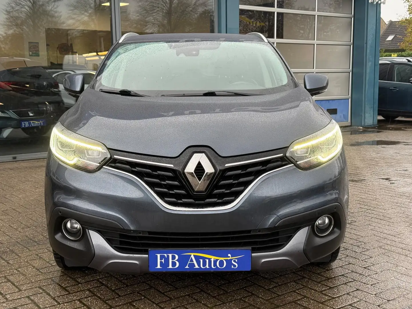 Renault Kadjar 1.2 TCe Intens Airco Navi Lmv Camera Grijs - 2