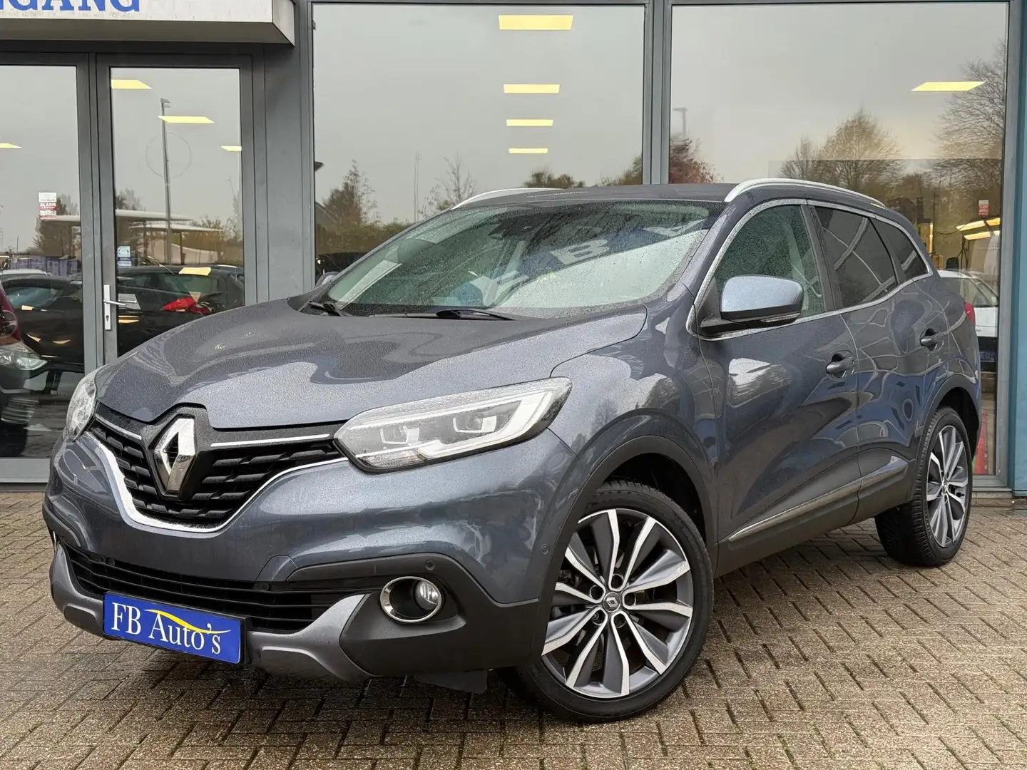Renault Kadjar 1.2 TCe Intens Airco Navi Lmv Camera Grijs - 1