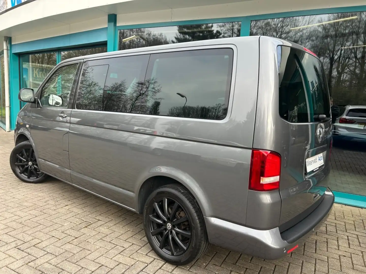 Volkswagen STARLINE 2.0TDI 140pk 7PERS 18Inch, Dak, TrHaak, P Grau - 2