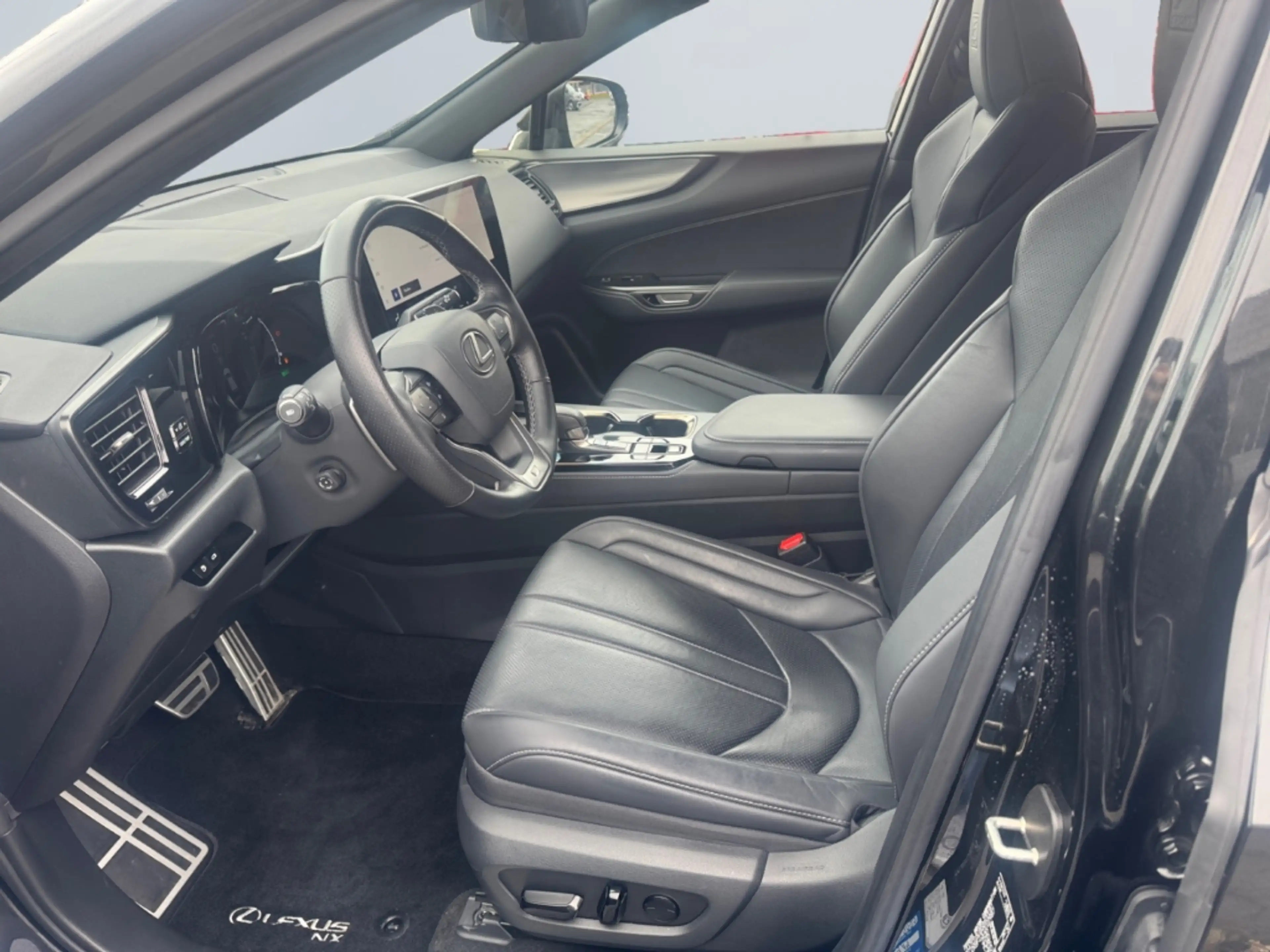 Lexus NX 450h+ E-FOUR F SPORT *20''*360°*HUD*Leder*ACC* — photo 9
