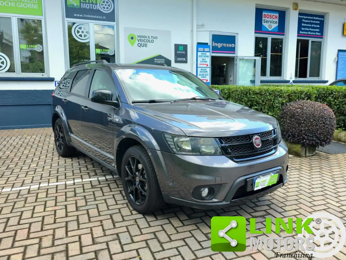 Fiat Freemont 2.0 Mjt 170 CV 4x4 aut. Black Code Grigio - 1
