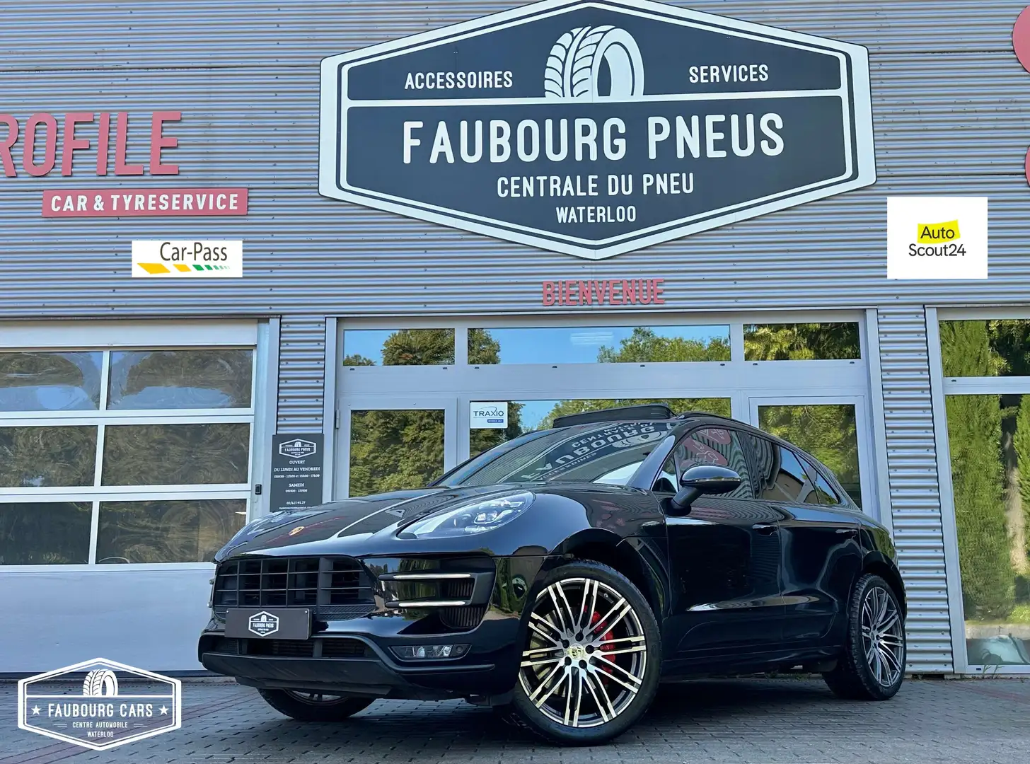 Porsche Macan *Bi-Turbo*2-PRO/OWNER*HISTORIQUE-100%-PORSCHE* Noir - 1