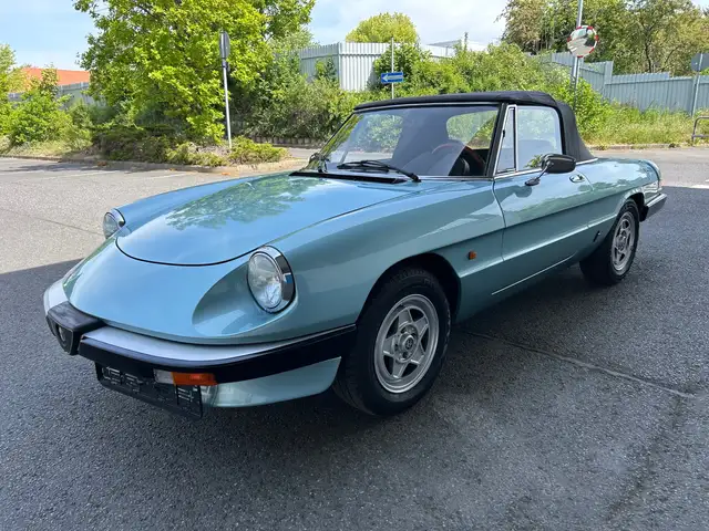 Alfa Romeo Spider 1.6 SCHWEIZ IMPORT