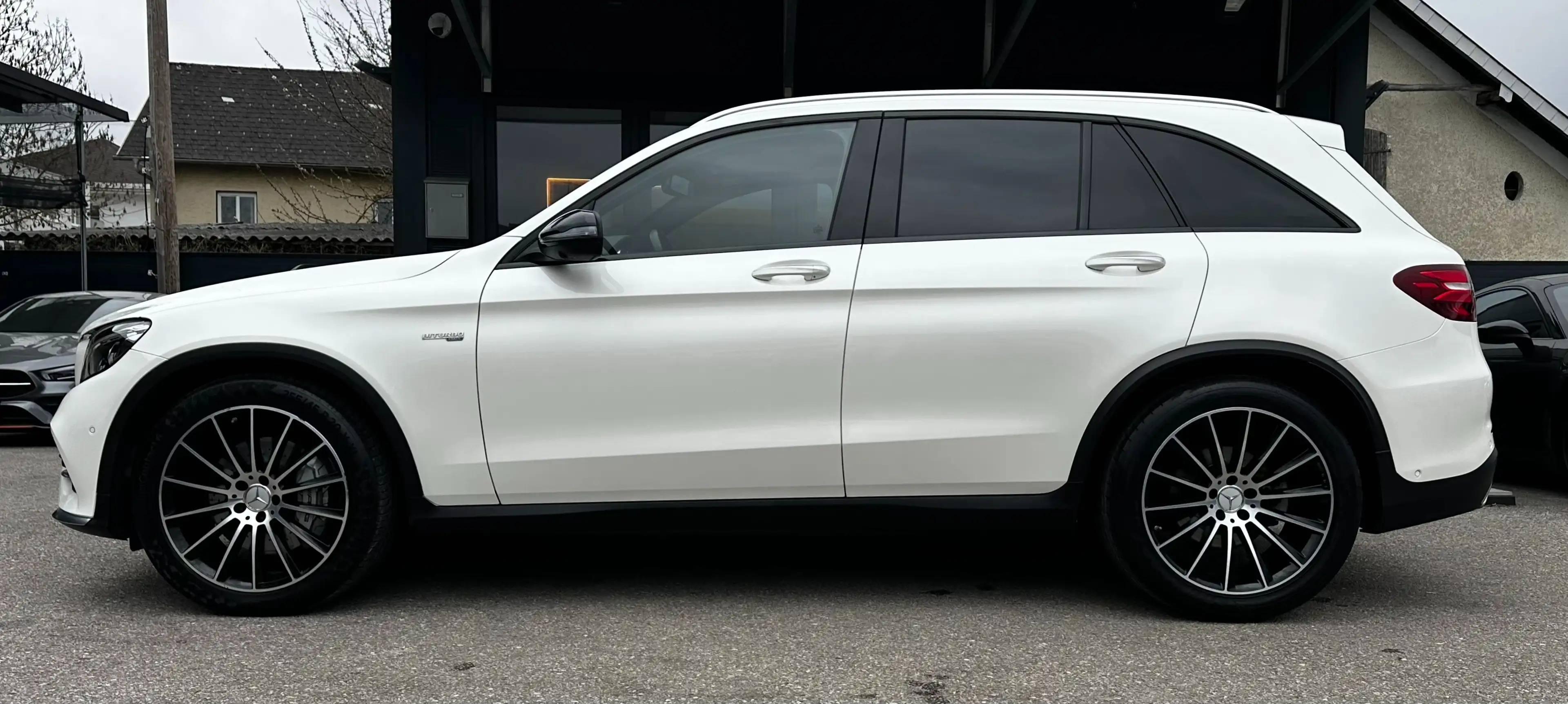 Mercedes-Benz GLC 43 AMG 4Matic 1.Besitz*Designo*Burmester*ACC*360°*20" — photo 7