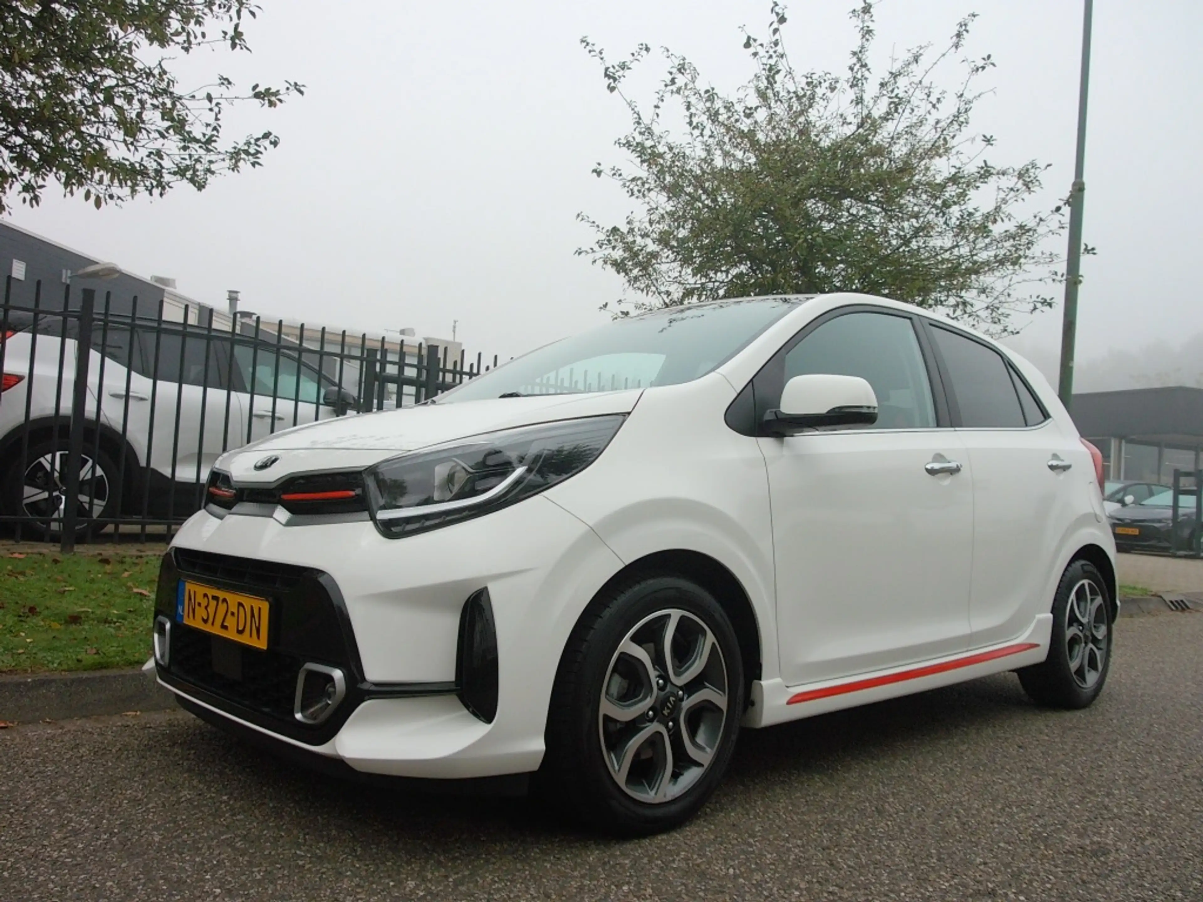 Kia Picanto 1.0 DPi 67pk 4-zits GT Line Clima Multimedia Leder