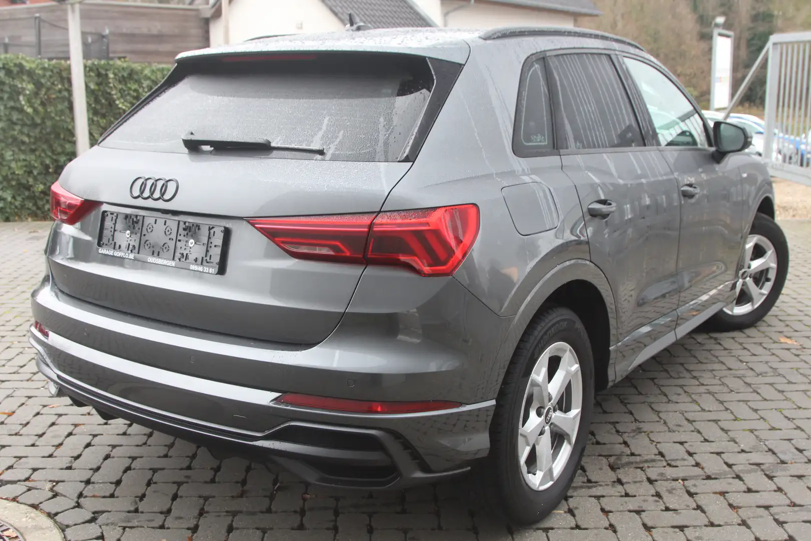 Audi Q3 1.5 TFSI S-LINE BLACK PACK - 55.000KM - 2021 Gris - 2