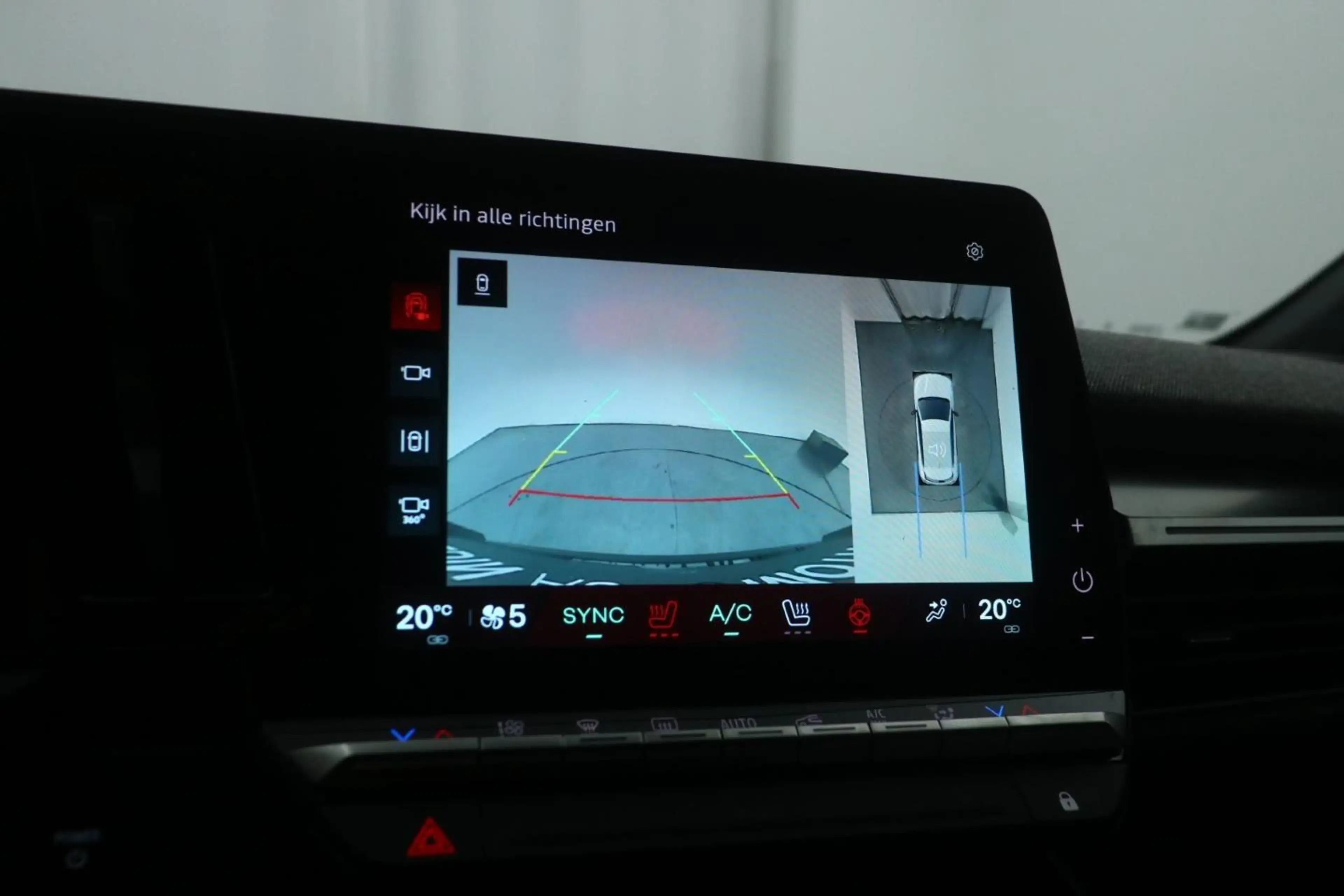 Renault Megane E-Tech comfort range Business Edition 60 kWh — photo 11