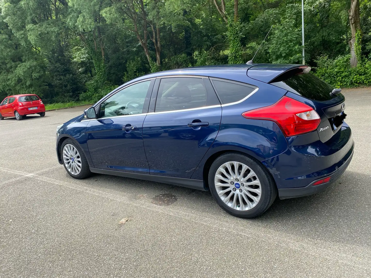 Ford Focus 1.6 Bleu - 1