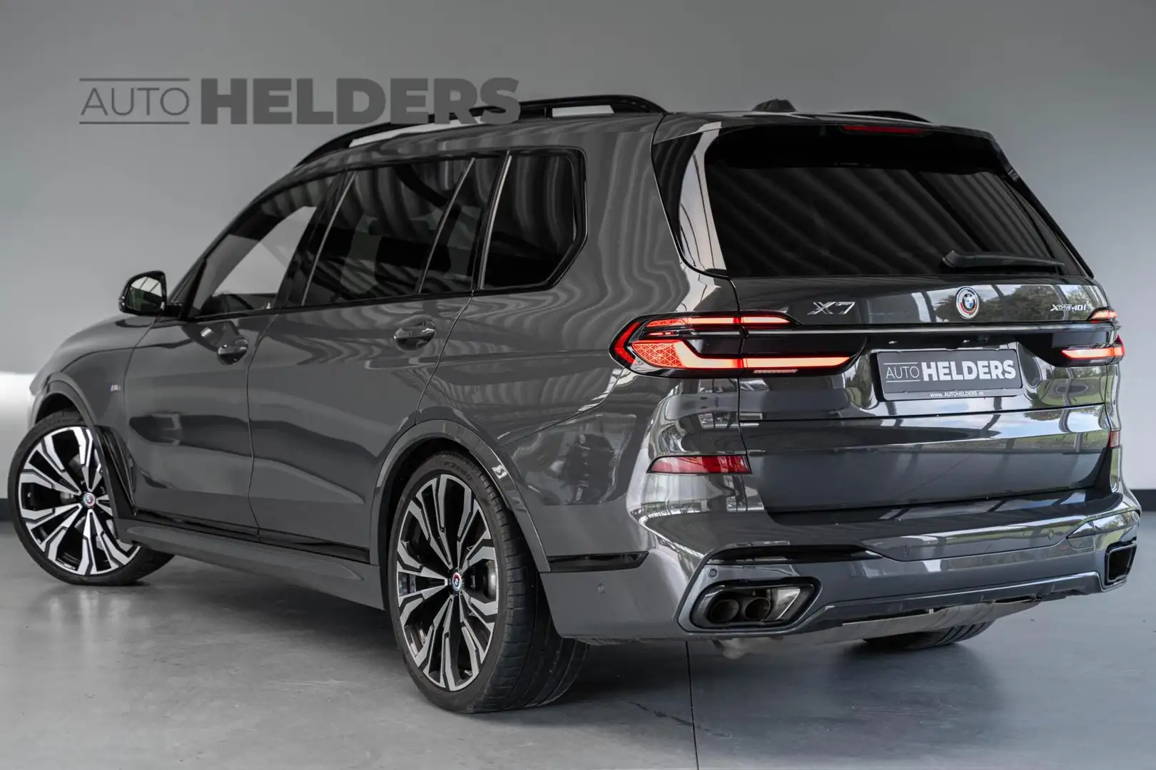 BMW X7 xDrive40i M-sport Pano B&W HuD Laser 360° FULL OPT Grau - 2