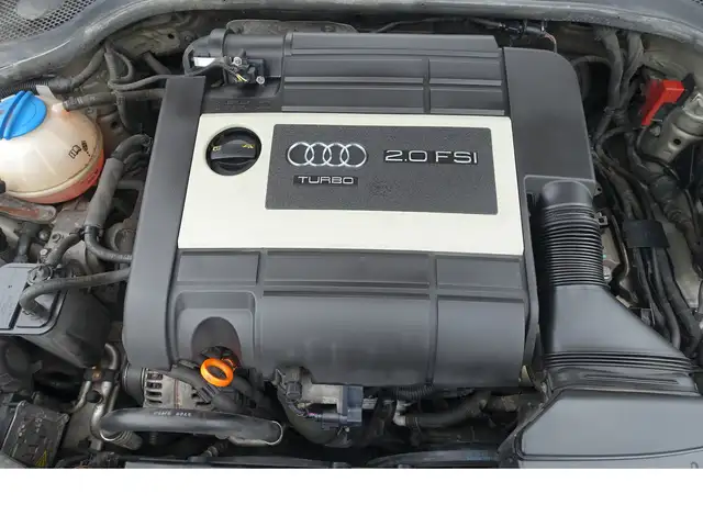 Audi TT view 22
