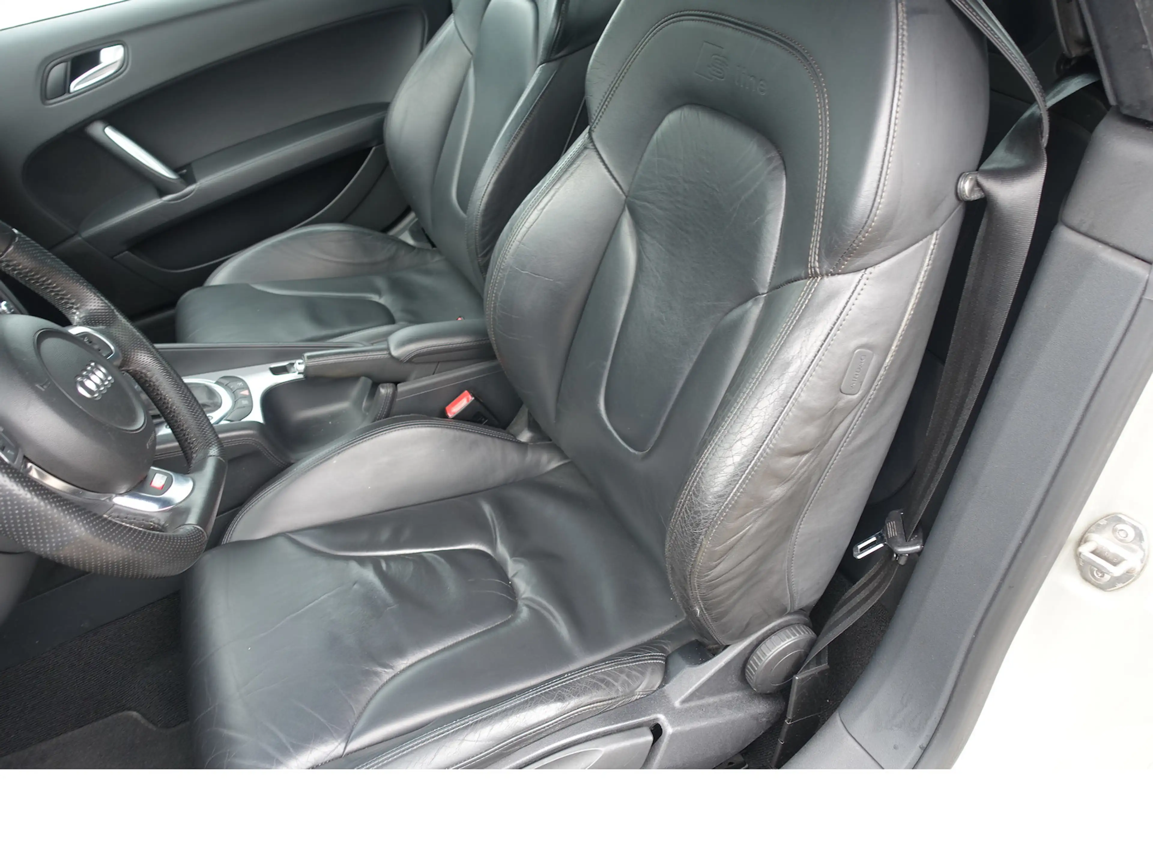 Audi TT 2.0 TFSI Roadster Navi+ Bi-Xenon el. Windschott — photo 10