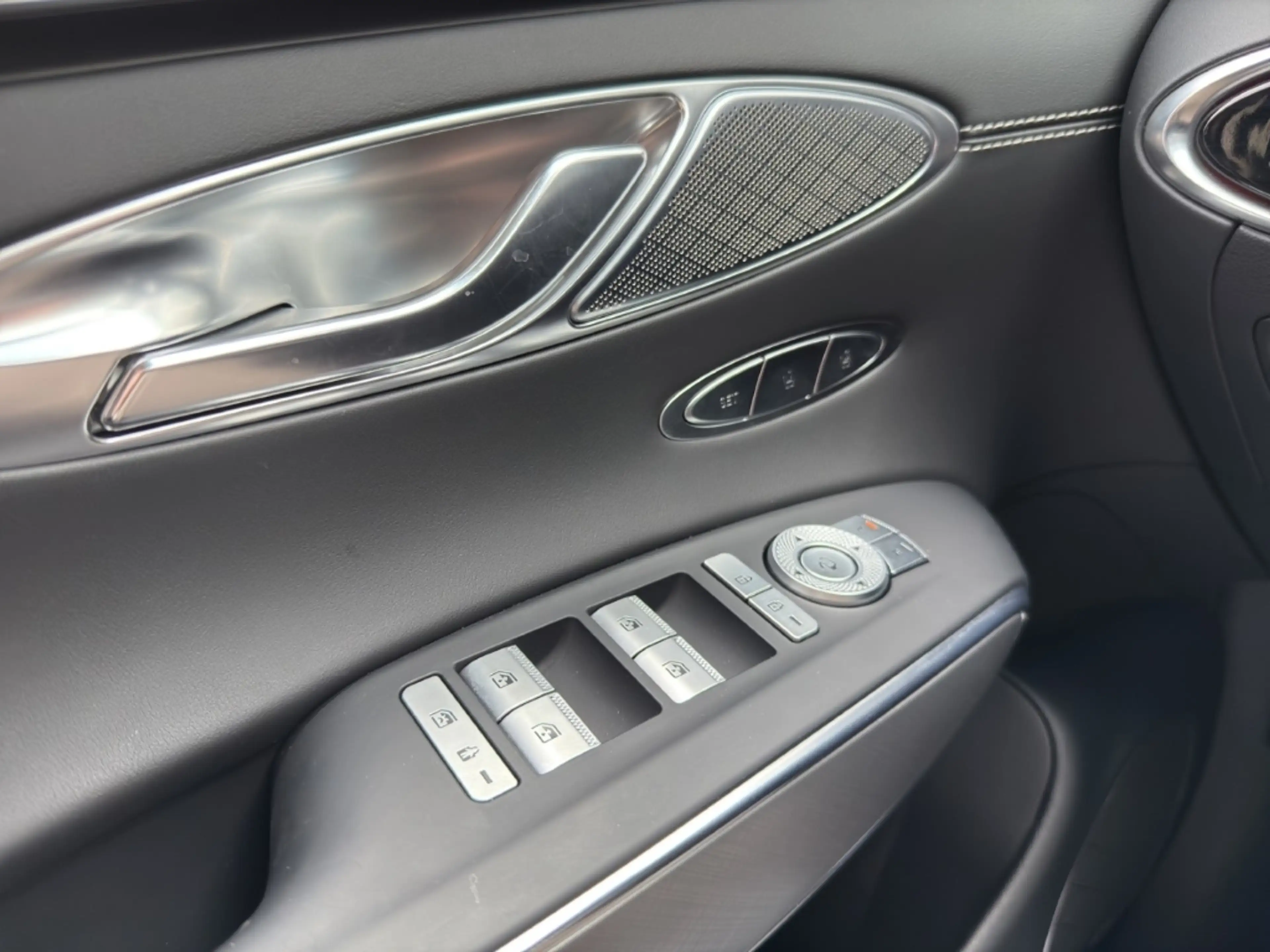 Genesis GV70 electrified Sport AWD 77,4kWh *MASSAGE*PANO*20ZOLL — photo 13