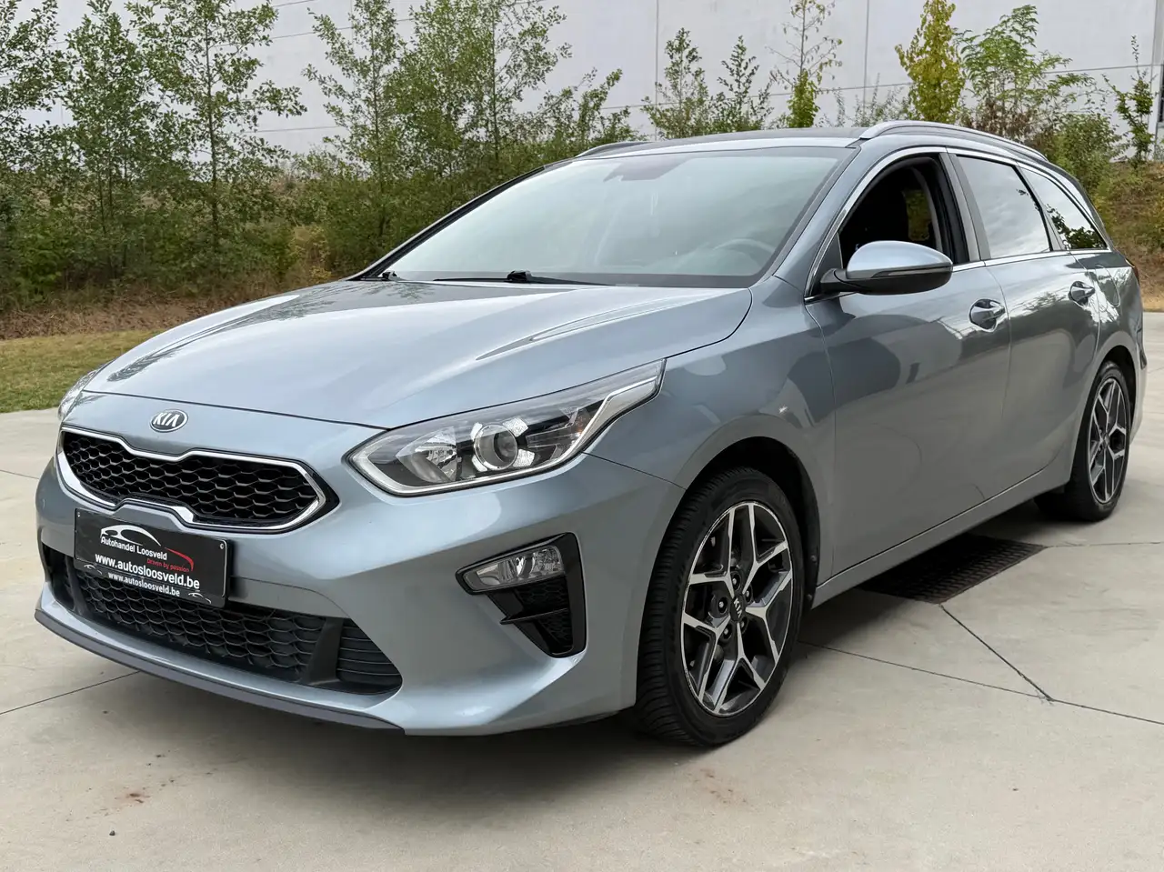 Kia Ceed 1.6 CRDi Euro 6d / NAVI / CARPLAY/ CAMERA/ LEDER, миниатюра 18