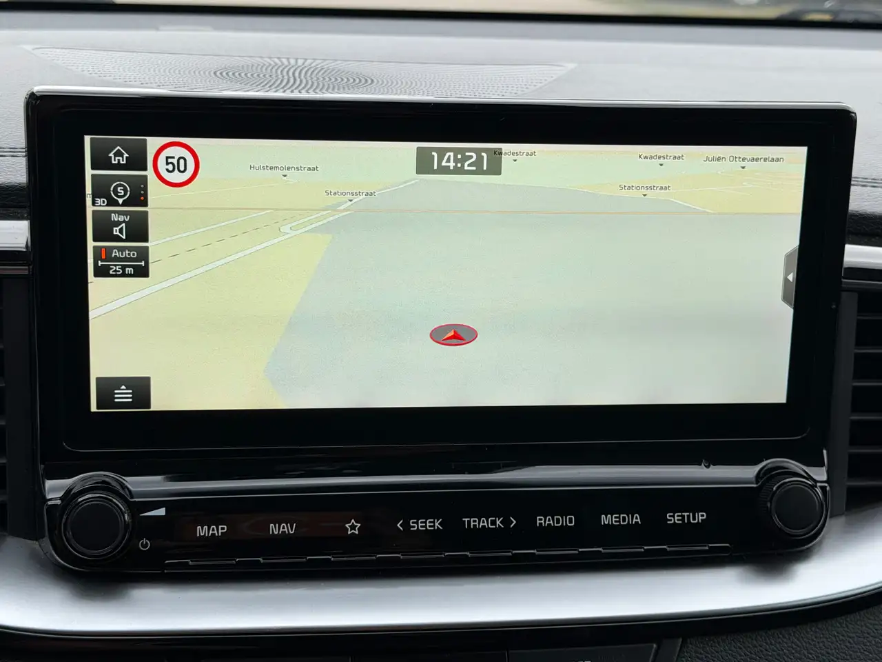Kia Ceed 1.6 CRDi Euro 6d / NAVI / CARPLAY/ CAMERA/ LEDER, миниатюра 10