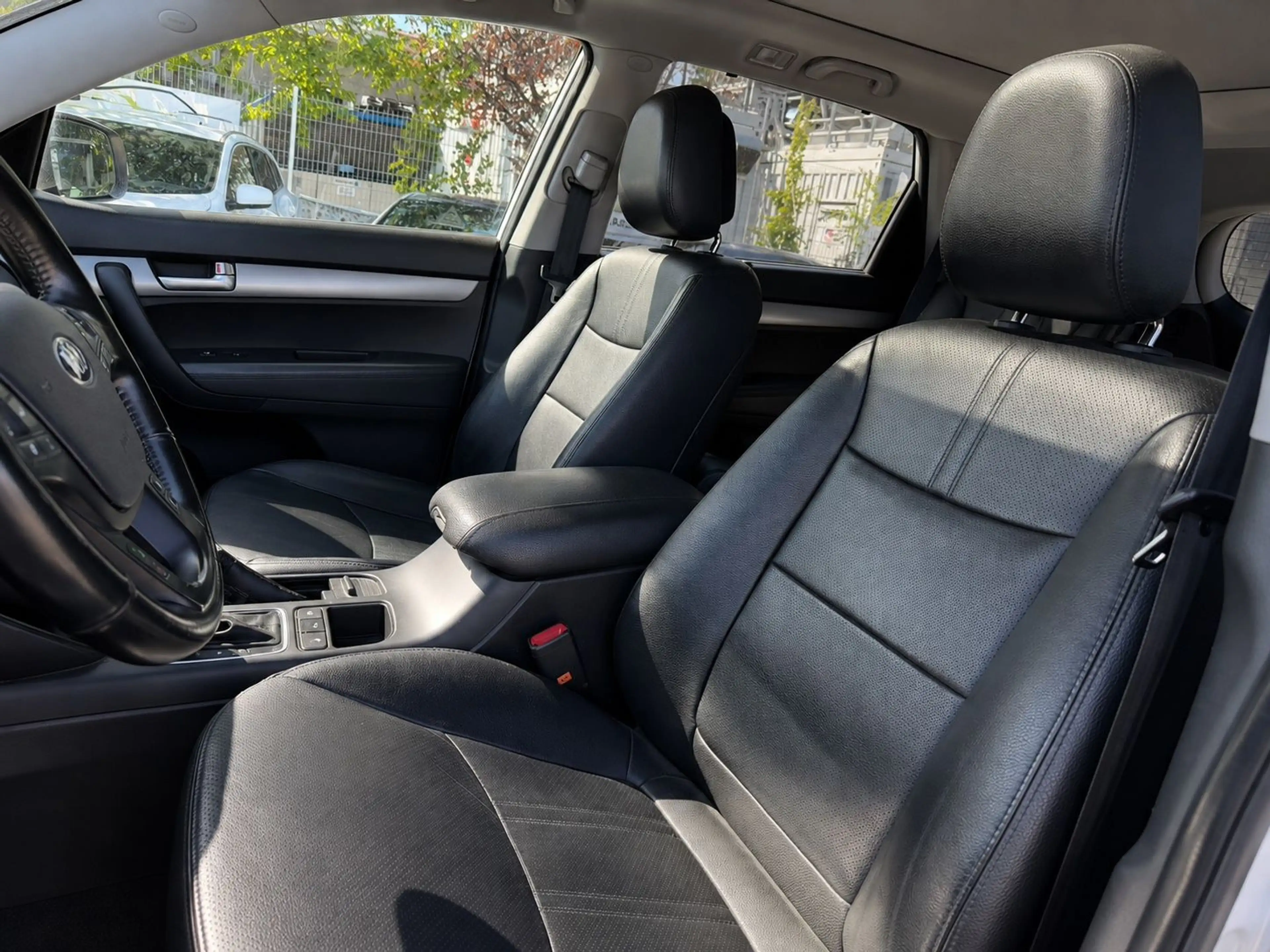 Kia Sorento Spirit 4WD Automatik*Xenon*Tempomat*Pano — photo 9