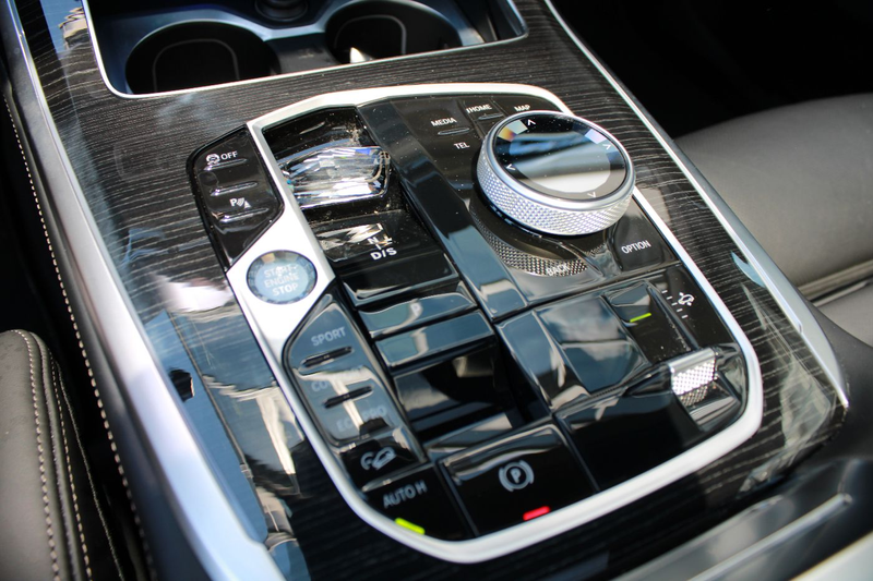 BMW X7 xDrive40i M Sport pro ExecutivePro PanoSky — photo 12