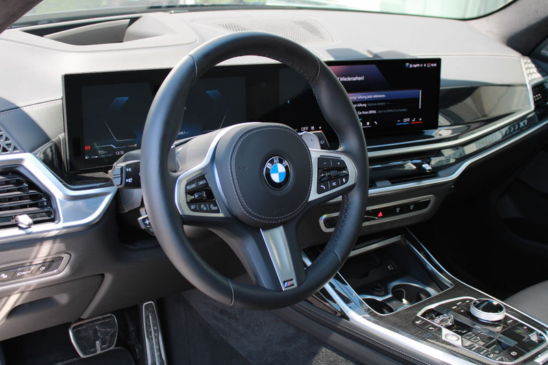 BMW X7 xDrive40i M Sport pro ExecutivePro PanoSky — photo 7