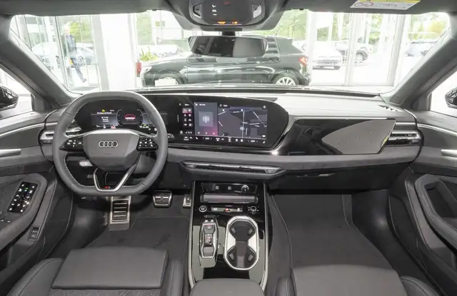 Audi A6 view 7