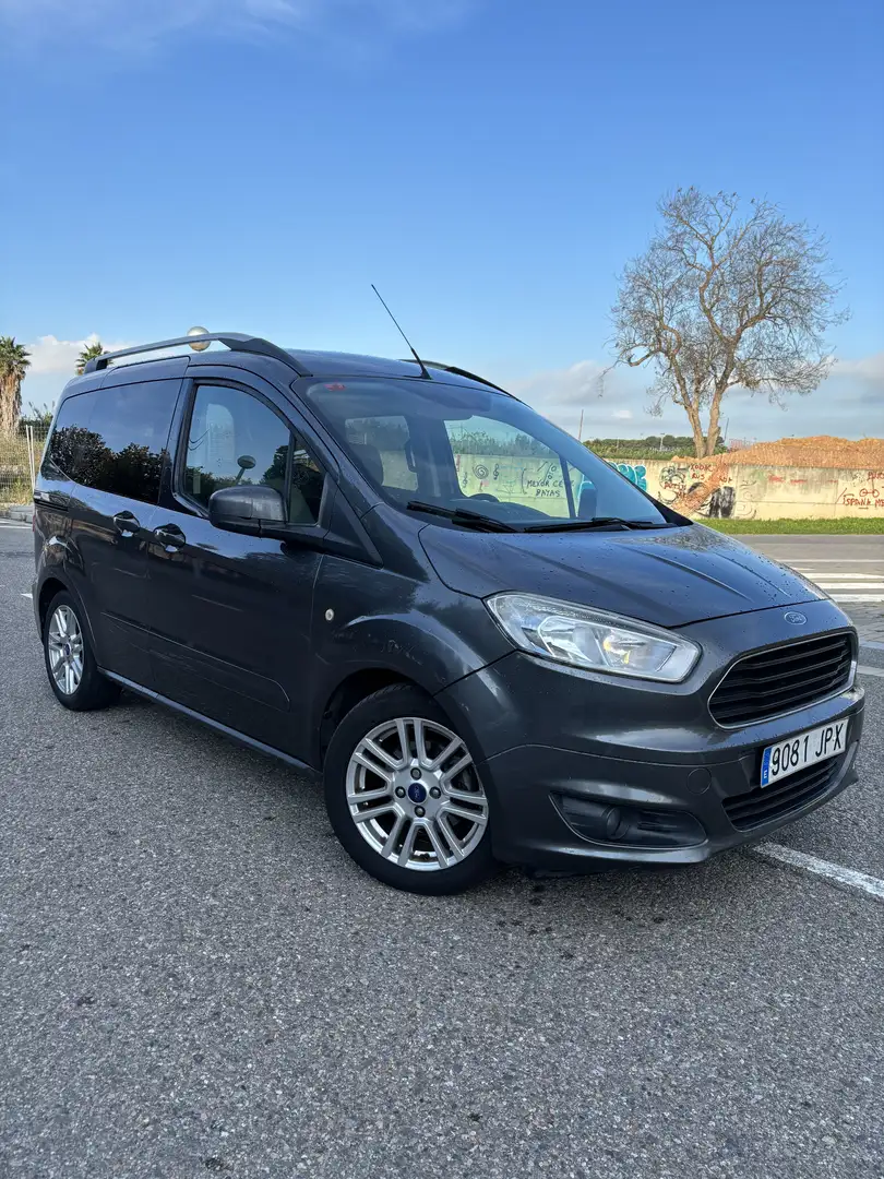 Ford Tourneo Courier 1.0 Ecoboost Titanium - 2