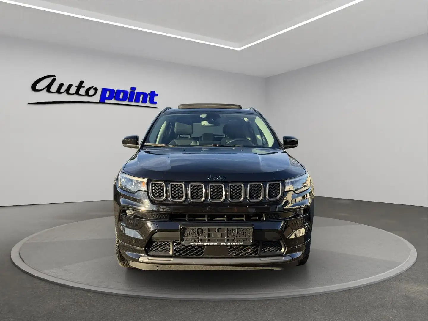 Jeep Compass 4xe S Plug-In Hybrid PANORAMA 4WD Schwarz - 2