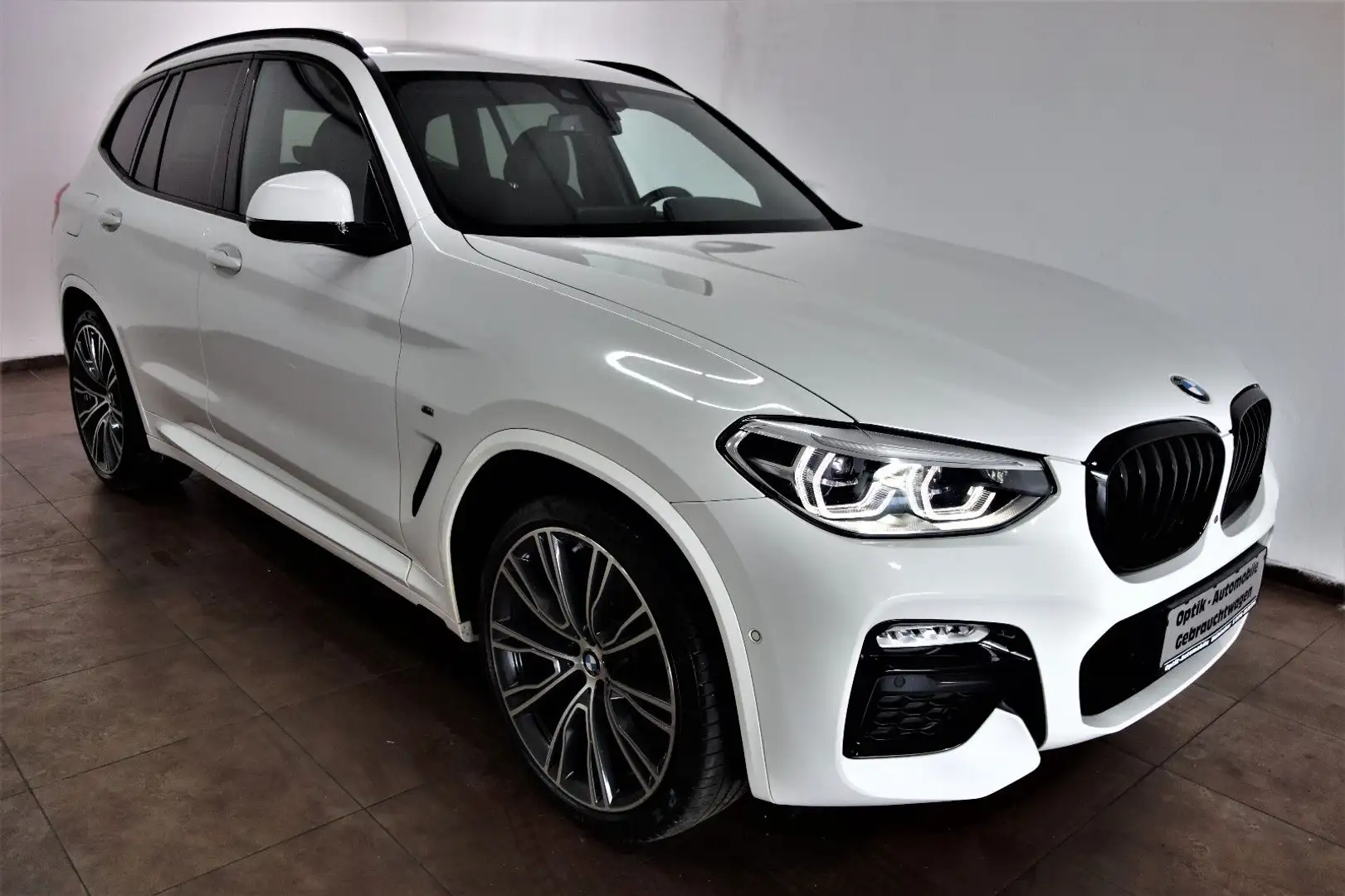 BMW X3 M d M-Sportpaket LED/21-Zoll/HUD/360°/LiveC Weiß - 1