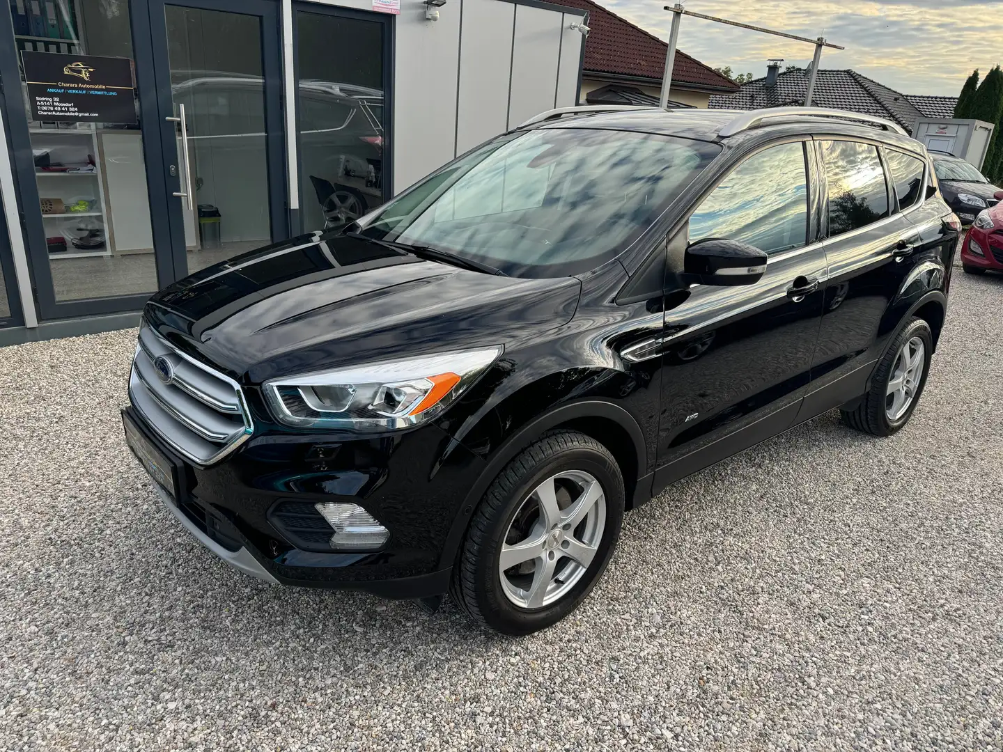 Ford Kuga Titanium Kamera Navi AHK Zwart - 1