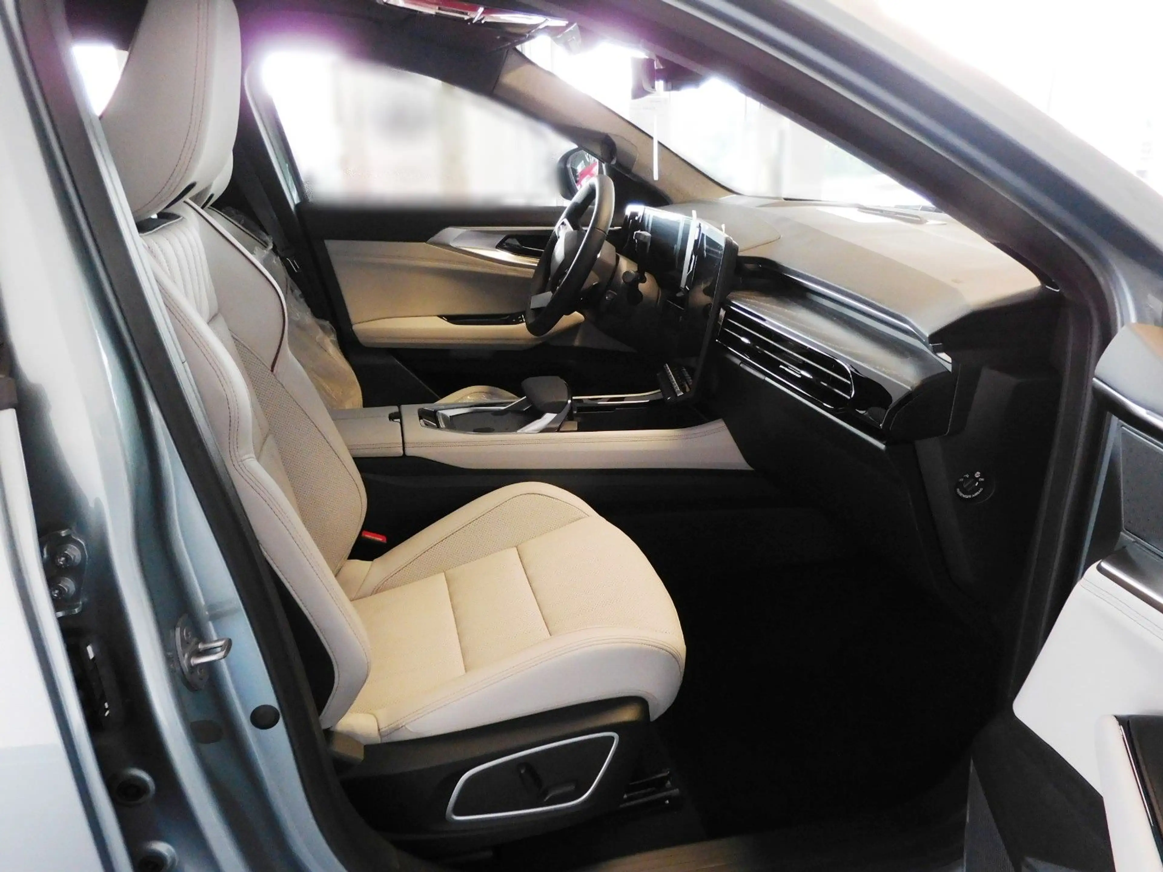 Renault Espace VI Iconic E-Tech Hybrid 200 — photo 9