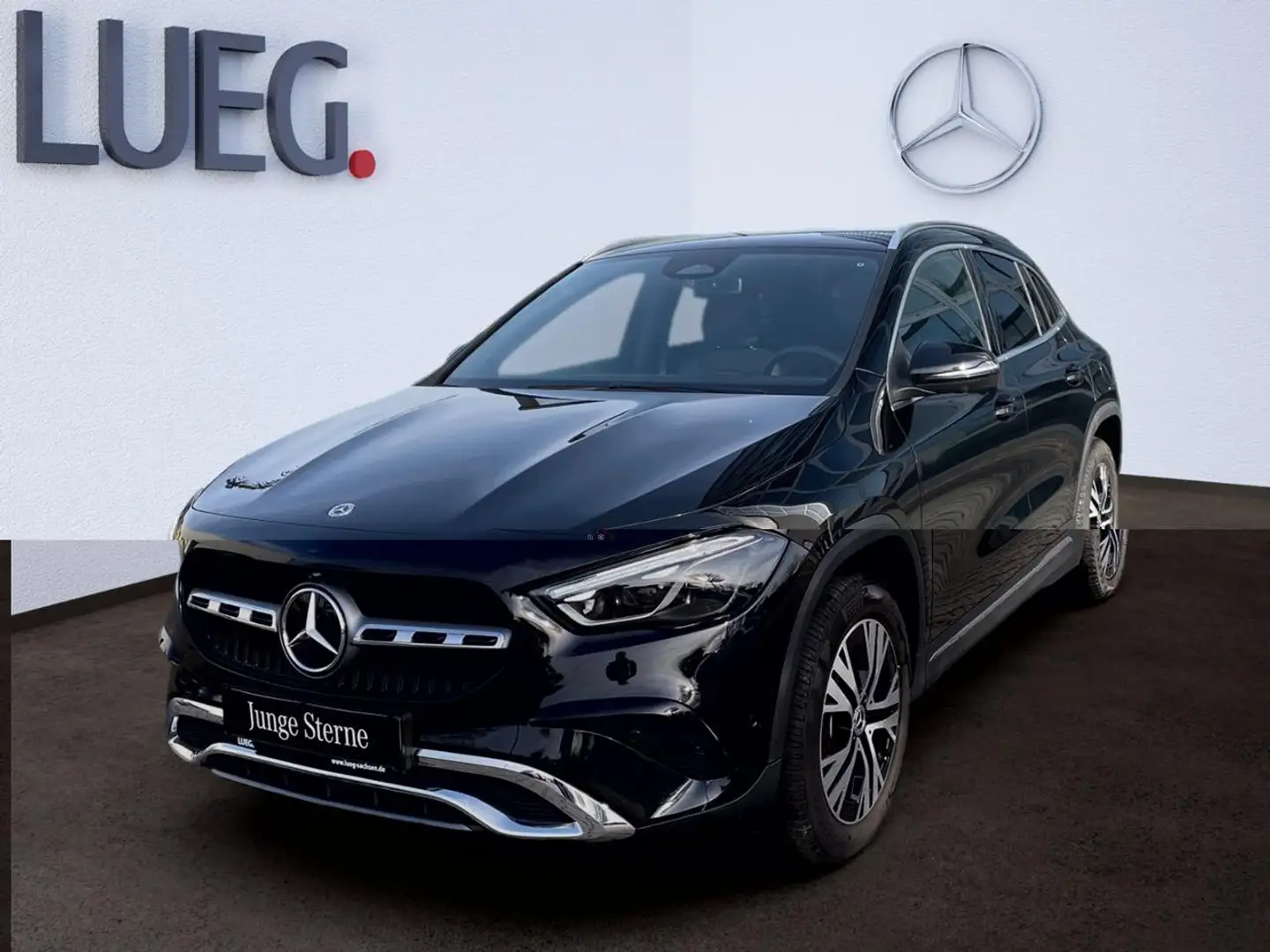 Mercedes-Benz GLA 220 d 4MATIC PROGRESSIVE+360°KAMERA+ADVANCED Černá - 1