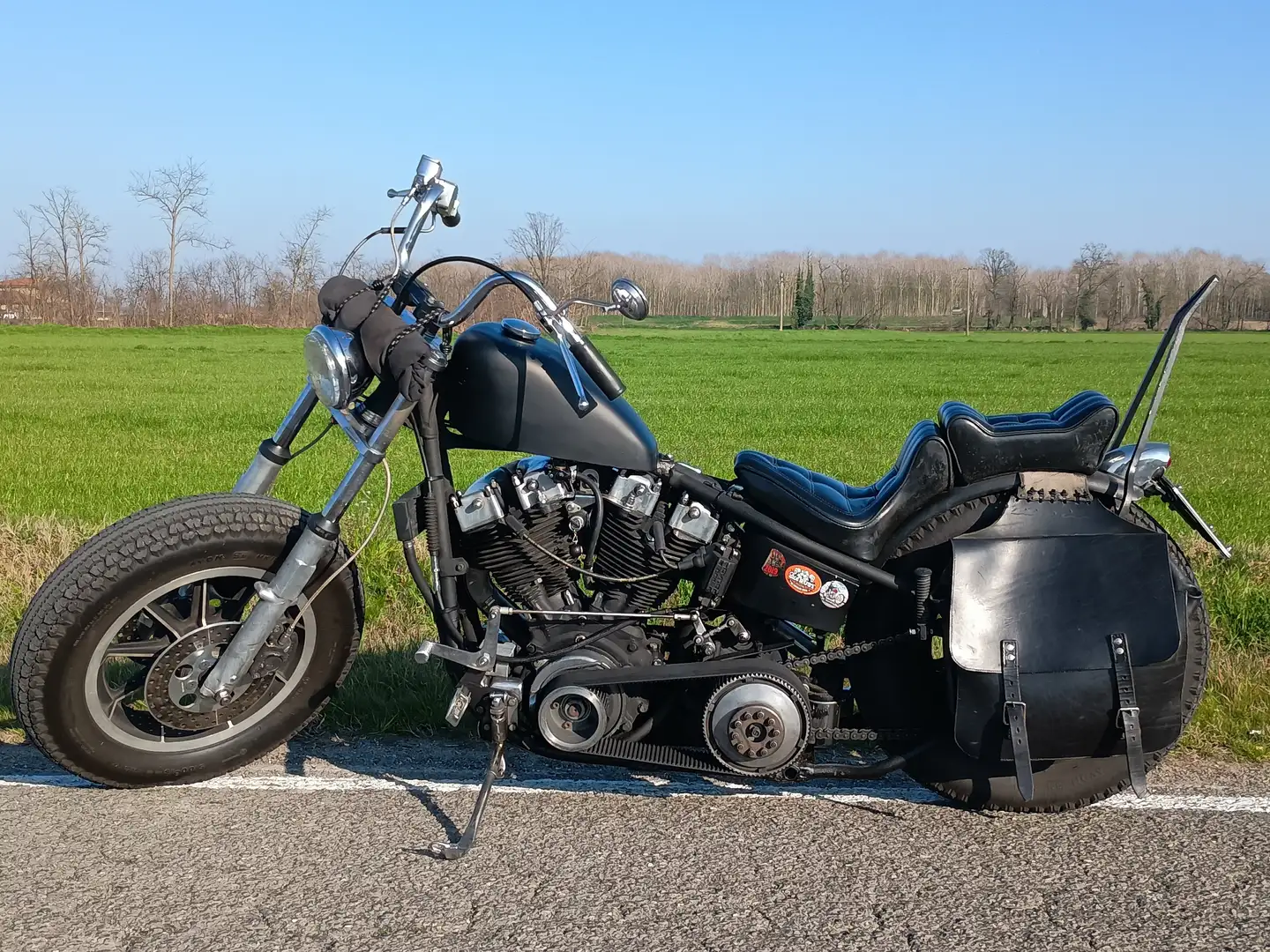Harley-Davidson Late Shovel Shovelhead telaio rigido Noir - 1