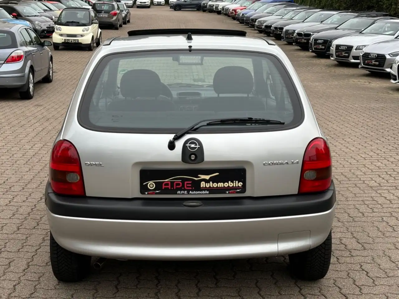 Opel Corsa 1.4 16V Vogue Original 22.000km TÜV NEU, foto 5
