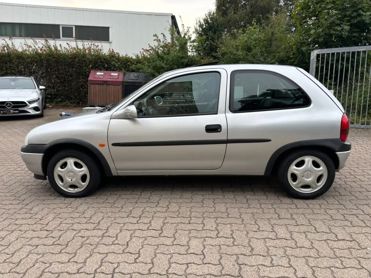 Opel Corsa 1.4 16V Vogue Original 22.000km TÜV NEU, foto 8