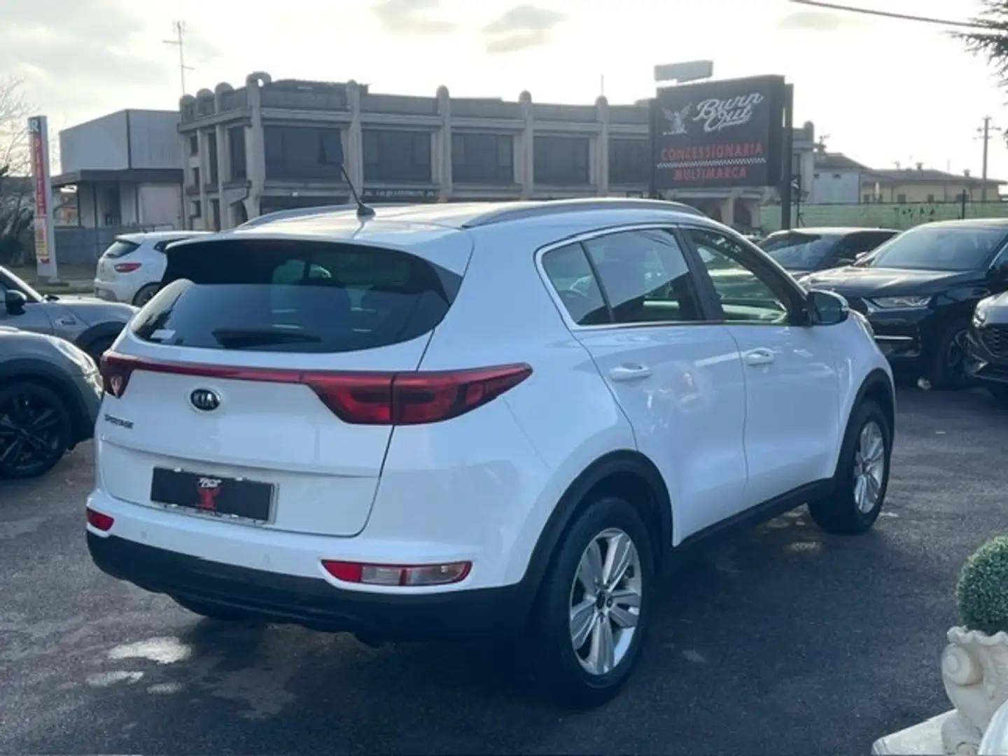 Kia Sportage 1.6 GDI 2WD Cool Weiß - 2