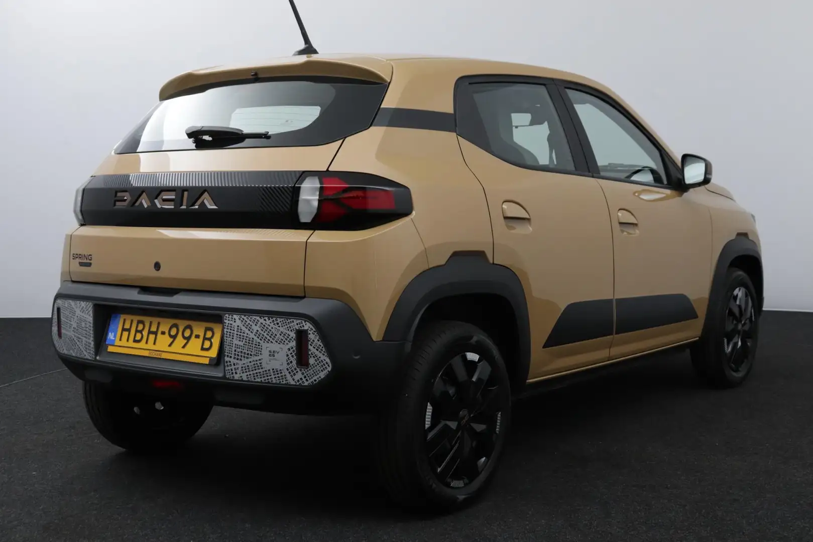 Dacia Spring Extreme 65 26.8 kWh DC LADER Brun - 2