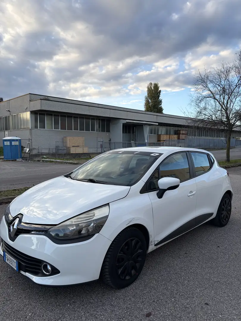 Renault Clio 5p 1.2 Wave 75cv TRATTABILE - 2