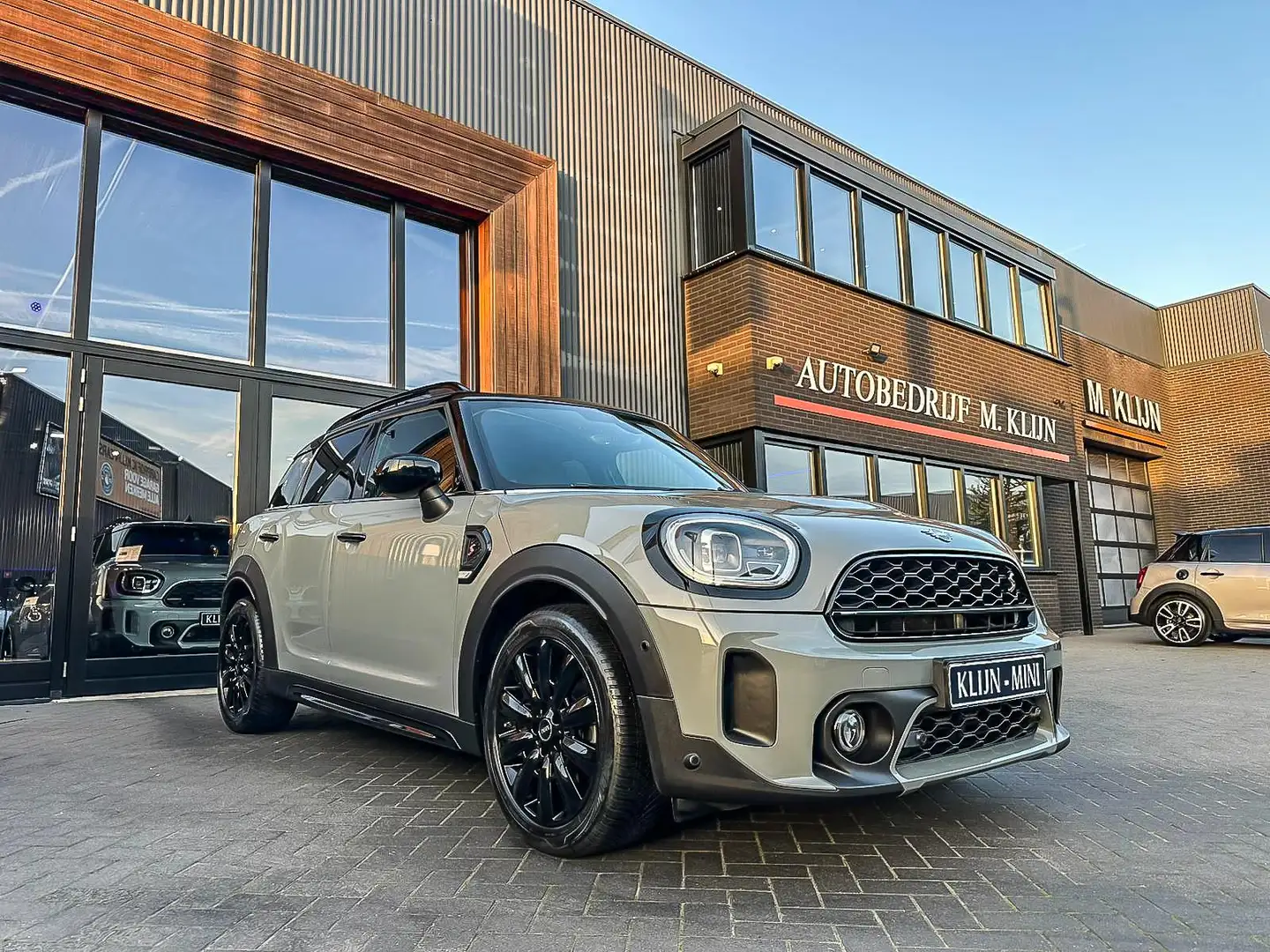 MINI Cooper S Countryman Mini 2.0 Blackline aut 178pk Nardo/Navi/Camera/Uni Gris - 1