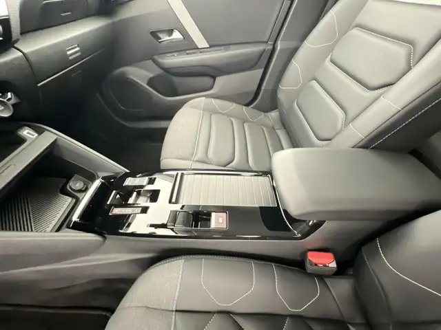 Citroen C4 view 14