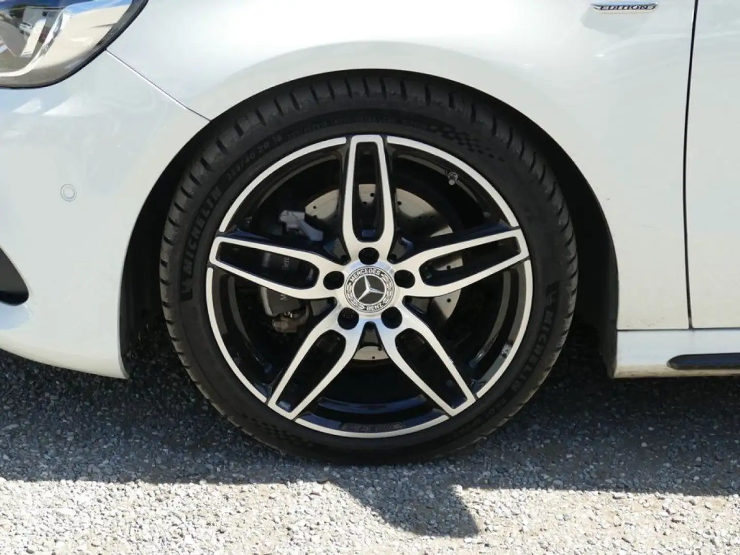 Mercedes-Benz A 200 200 D WHITE ART EDITION 136 Ch 7g-DCT Weiß - 2