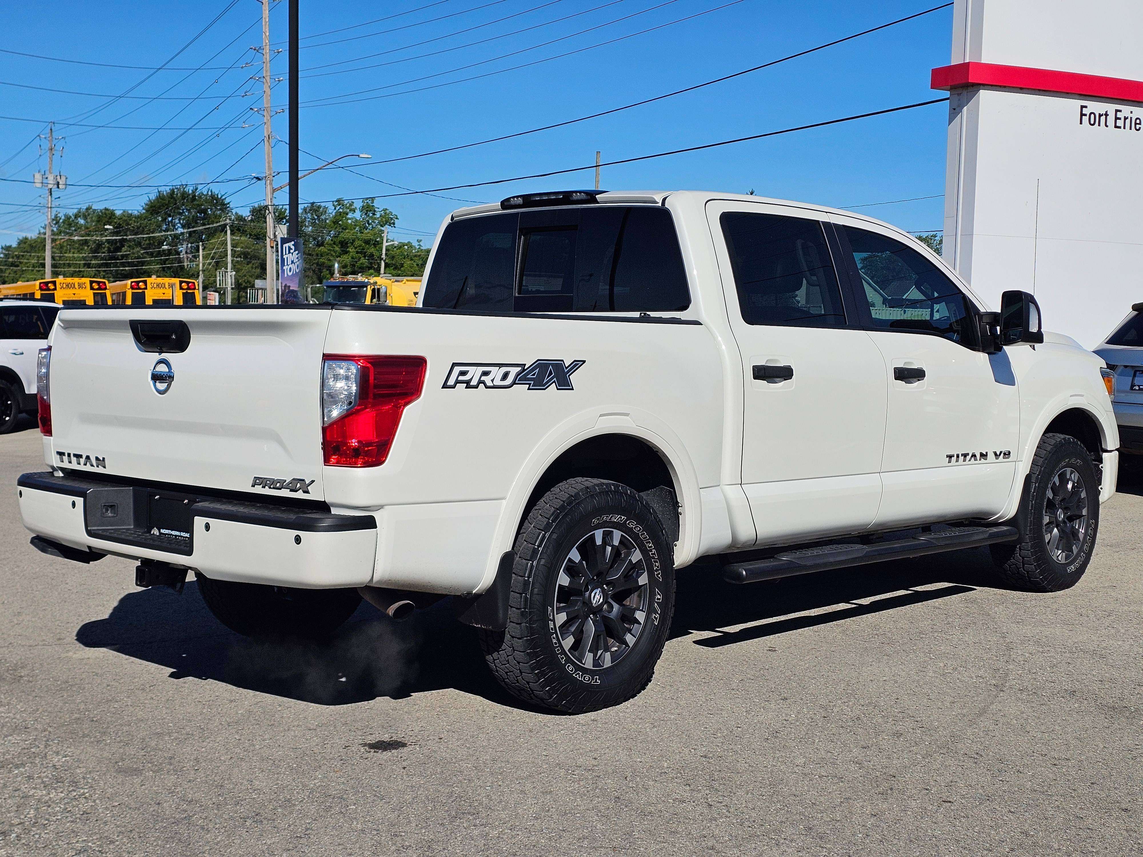 2019 Nissan Titan PRO-4X LEATHER 4X4 — снимка 1